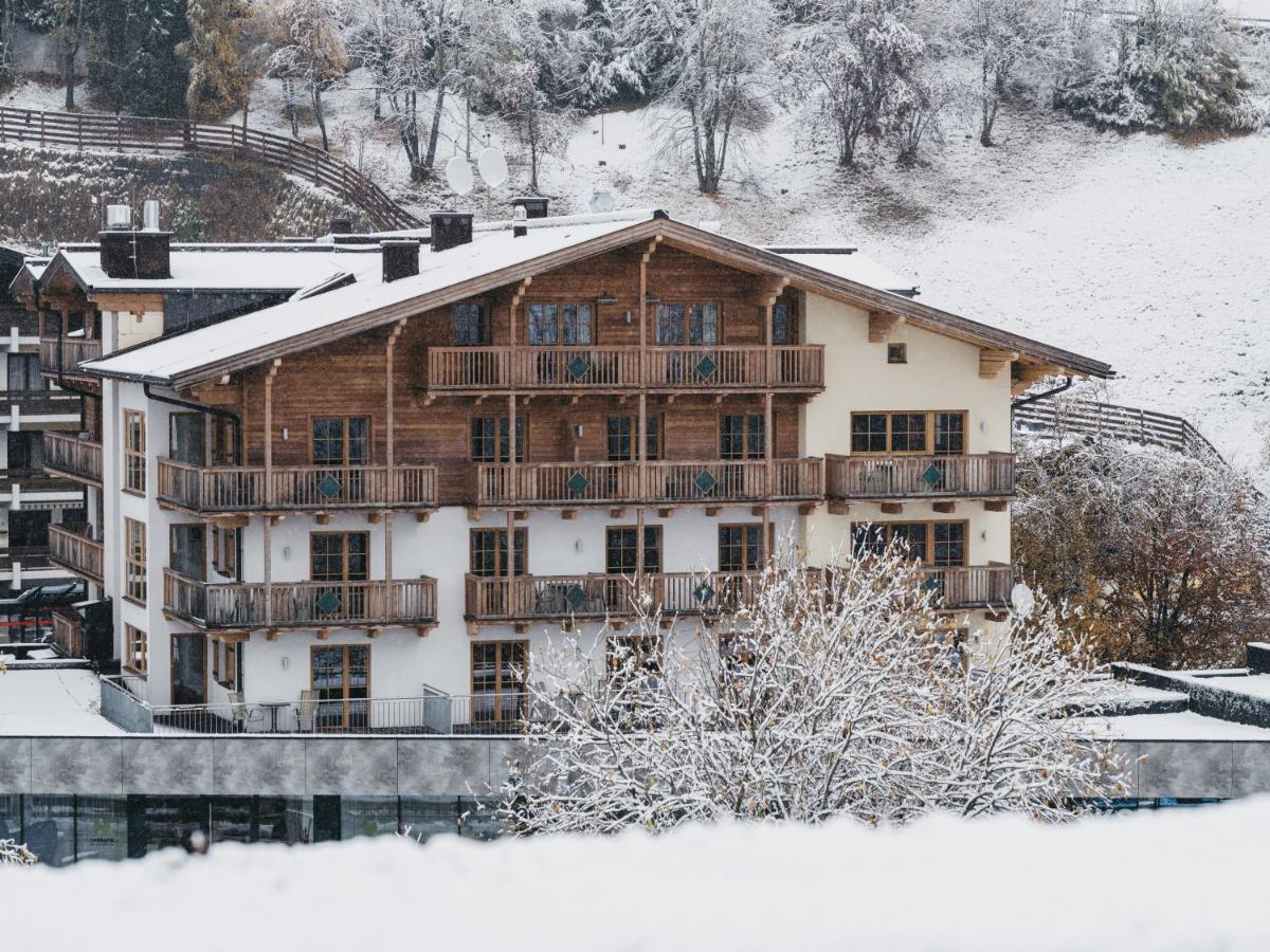 Residence Kristall By Vaya Inklusive Joker Card Saalbach-Hinterglemm Kültér fotó