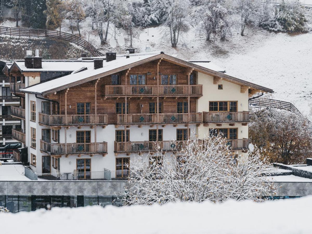 Residence Kristall By Vaya Saalbach-Hinterglemm Kültér fotó